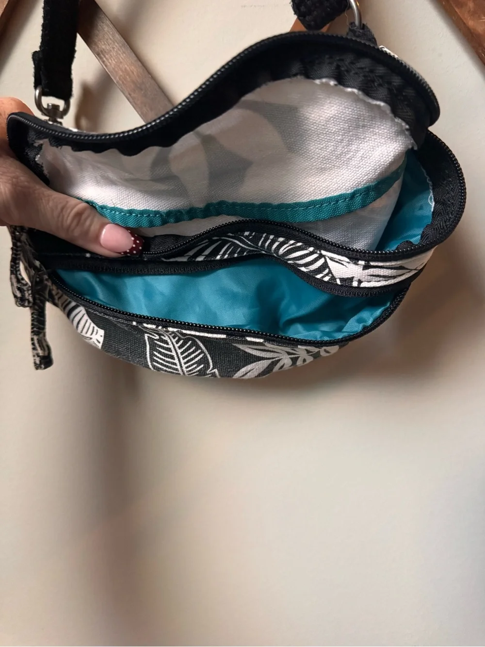 Dakine Gigi Hip Pack in Hibiscus Palm Canvas Belt Bag
